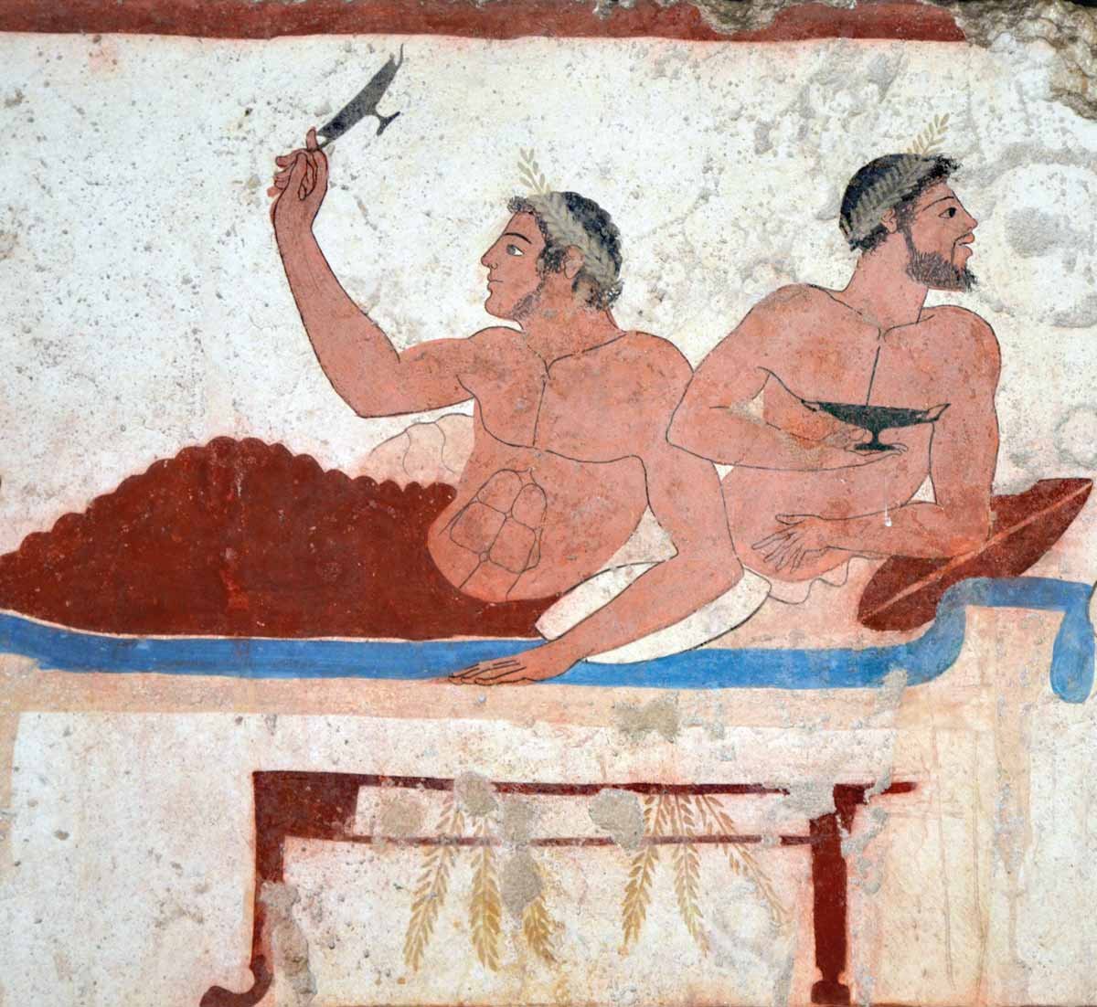 Dos asistentes a un banquete en una escena de la tumba del Nadador, en Posidonia, h. 470 a.C.