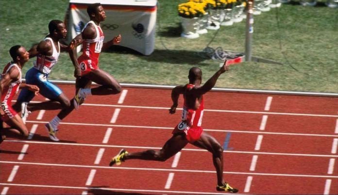El atleta canadiense Ben Johnson batió el récord del mundo de 100 metros y mostró una enorme superioridad sobre sus rivales, pero todo fue una mentira. El atleta canadiense Ben Johnson batió el récord del mundo de 100 metros y mostró una enorme superioridad sobre sus rivales, pero todo fue una mentira.