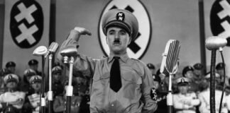 Charles Chaplin, en la película "El gran dictador".