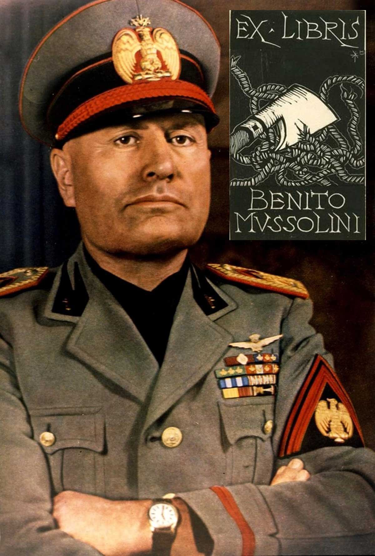 Mussolini tuvo su propio Ex libris.