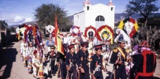 DANZA DE LA PLUMA. Representación de