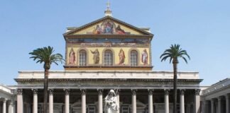 Exterior de la basílica de san Pablo extramuros.