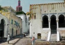 La plaza de la Kasba y el antiguo palacio del sultán en Tánger en la década de 1930.