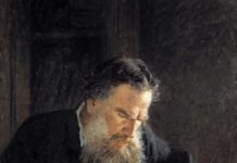 RETRATO DE LEÓN NIKOLÁEVICH TOLSTOI, por N. N. Gue, 1884, San Petersburgo, Museo Estatal Ruso. El pintor representa al escritor en su despacho absorto en la redacción del libro ¿Cuál es mi fe?