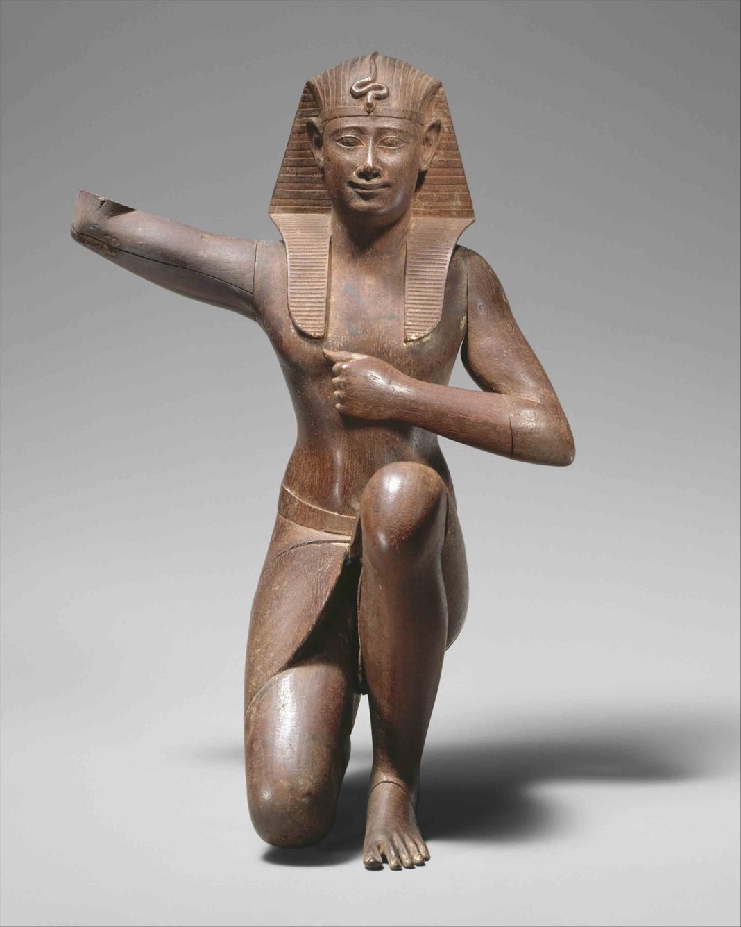 Figura ritual egipcia de los siglos IV y III a.C., Nueva York, Metropolitan Museum.