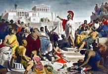 Recreación del gobernante Pericles dirigiéndose a los atenienses.