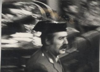 Antonio Tejero, tras irrumpir en el Congreso de los Diputados el 23 de febrero de 1981.
