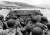 Tropas estadounidenses aproximándose a la playa bautizada como Omaha, el 6 de junio de 1944, durante el desembarco de Normandía,