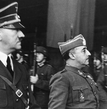Top secret: espionaje en España durante la Segunda Guerra Mundial Hitler y Franco durante la entrevista de ambos en Hendaya (Francia), 1940.