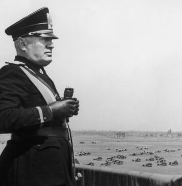 La estrategia bélica de Mussolini: error fatal Benito Mussolini, fotografiado en 1939.