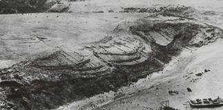 Vista aérea del desembarco de Alhucemas, en septiembre de 1925.