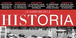 La Aventura de la Historia – Número 325 (Noviembre 2025) Portada del número 325, con la dictadura de Franco como protagonista