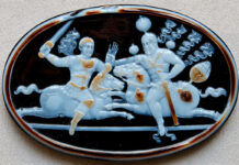 El reinado de Valeriano: Roma en el ojo del huracán Camafeo que recrea el momento en el que el rey persa Sapor I captura al emperador de Roma Valeriano, realizado en el año 260 (BNF).