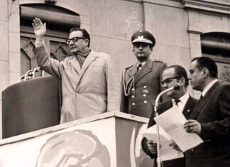 El fracaso económico que frustró la revolución de Allende en Chile Discurso de Salvador Allende por la nacionalización del cobre en la plaza de Los Héroes de Rancagua, el 11 de julio de 1971.