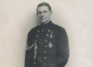 Fotografía de don Juan de Borbón y Battenberg.