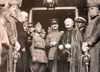 Franco, Queipo de Llano y el cardenal Ilundain en Sevilla, el 15 agosto 1936.