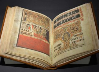 Un códice en honor del papa Calixto II LAS FABULOSAS ANDANZAS DE CARLOMAGNO en Hispania (página izquierda de la ilustración) son parte de los relatos que contiene el Códice, junto con los milagros atribuidos a Santiago el Mayor.