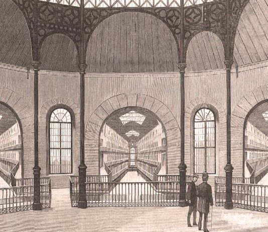 Una historia inédita sobre las cárceles españolas Perspectiva de la segunda, tercera y cuarta galerías de celdas, dibujo de Manuel Nao, grabado de Bernardo Rico.