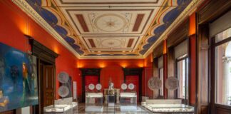 OBRA DE ERNST ZIELLER, la mansión se diseñó en estilo neoclásico con elementos del Renacimiento italiano. Fue bautizada como Iliou Melathron, el palacio de Troya.