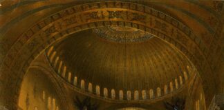 El péndulo de Santa Sofía Vista interior de la mezquita de Santa Sofía en Estambul desde el balcón, con dos cúpulas arriba, multitud de fieles sobre la alfombra abajo y la entrada al fondo, según los dibujos de Fossati.