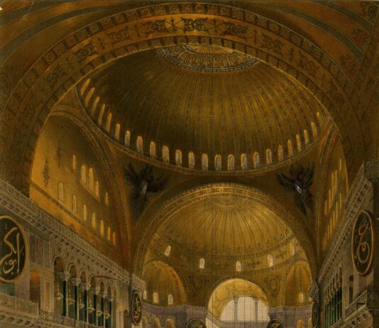 El péndulo de Santa Sofía Vista interior de la mezquita de Santa Sofía en Estambul desde el balcón, con dos cúpulas arriba, multitud de fieles sobre la alfombra abajo y la entrada al fondo, según los dibujos de Fossati.