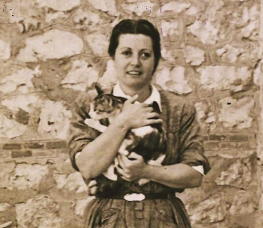 Retrato de Juana Doña en la prisión central de Segovia. Finales de los años cuarenta. Archivo personal de Alexis Mesón Doña.